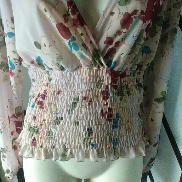 Calme Women's Pink Floral Elastic Waist Crop Top - Picture 4 of 7